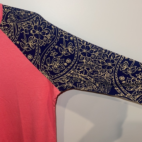 Lularoe Randy baseball t top size Medium - Picture 4 of 4